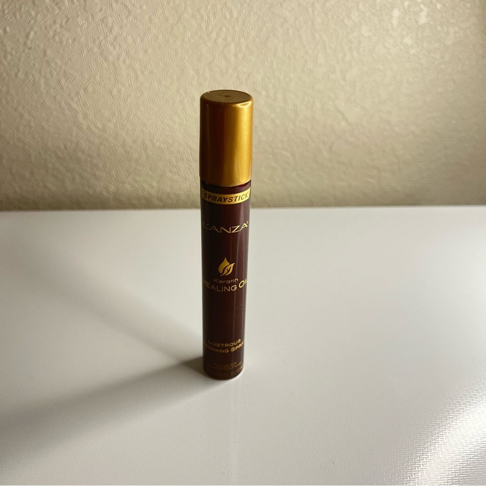 LANZA Keratin Healing Oil Lustrous Finishing Hair Spray 2oz